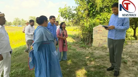 Gonda News: हारीपुर में मनरेगा तालाब की गुणवत्ता पर भड़कीं डीएम, अधिकारियों को लगाई फटकार Gonda News: हारीपुर में मनरेगा तालाब की गुणवत्ता पर भड़कीं डीएम, अधिकारियों को लगाई फटकार