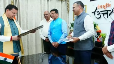 उत्तराखंड में निवेश और रोजगार बढ़ाने पर जोर, सीएम धामी से मिले EEPC चेयरमैन पंकज चड्ढा उत्तराखंड में निवेश और रोजगार बढ़ाने पर जोर, सीएम धामी से मिले EEPC चेयरमैन पंकज चड्ढा