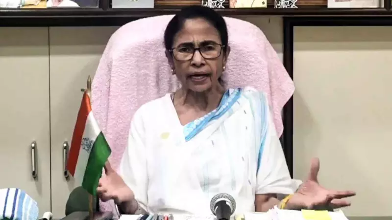 दीदी का पॉलिटिकल ड्रामा! ममता बनर्जी पर चाकू से हमले का दावा झूठा, कोलकाता पुलिस ने क्या कुछ कहा? दीदी का पॉलिटिकल ड्रामा! ममता बनर्जी पर चाकू से हमले का दावा झूठा, कोलकाता पुलिस ने क्या कुछ कहा?