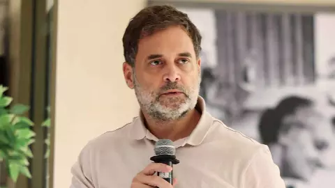 राहुल गंधी लोकतंत्र में अराजकता के सिंबल, LOP पर BJP का तीखा हमला, बोला- संविधान का ज्ञान तक नहीं राहुल गंधी लोकतंत्र में अराजकता के सिंबल, LOP पर BJP का तीखा हमला, बोला- संविधान का ज्ञान तक नहीं