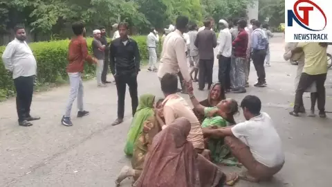 Kasganj News: कासगंज में आकाशीय बिजली का कहर, मां-बेटी समेत तीन लोगों की मौत; मचा कोहराम Kasganj News: कासगंज में आकाशीय बिजली का कहर, मां-बेटी समेत तीन लोगों की मौत; मचा कोहराम