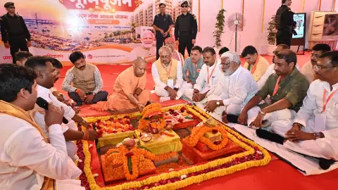 सपा आती है तो माफिया और बदमाश लाती है, भाजपा आती है तो विकास और बदलाव लेकर आती है: मुख्यमंत्री योगी