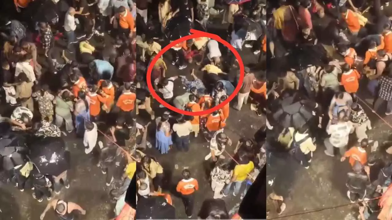 बिखरे लोग, चीखते परिजन... कोलकाता के दुर्गा पंडाल में अचानक मची भगदड़, 17 की मौत, कई गंभीर घायल बिखरे लोग, चीखते परिजन... कोलकाता के दुर्गा पंडाल में अचानक मची भगदड़, 17 की मौत, कई गंभीर घायल