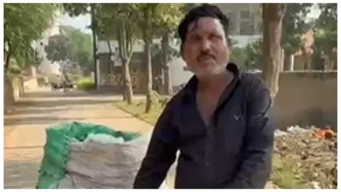 Mathura News: पप्पू वाल्मीकि के सम्मान का मुद्दा गरमाया, चित्र-विचित्र महाराज और साध्वी पूनम दीदी से की गई अपील Mathura News: पप्पू वाल्मीकि के सम्मान का मुद्दा गरमाया, चित्र-विचित्र महाराज और साध्वी पूनम दीदी से की गई अपील