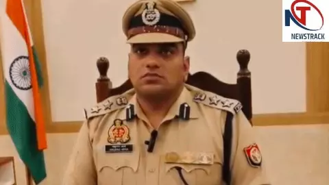 Bareilly News: शाही थाने में अनुशासनहीनता पर कार्रवाई, हेड मुंशी और महिला कांस्टेबल निलंबित Bareilly News: शाही थाने में अनुशासनहीनता पर कार्रवाई, हेड मुंशी और महिला कांस्टेबल निलंबित