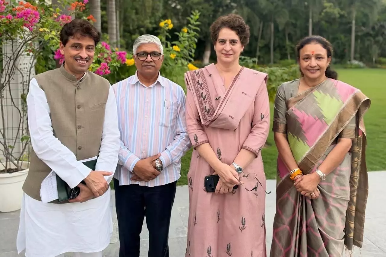 UP Congress meeting at Priyanka Gandhi home up election 2027 UP Congress meeting at Priyanka Gandhi home up election 2027