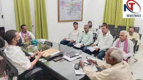 Aligarh News: अलीगढ़ में मतदेय स्थलों के संभाजन की प्रक्रिया तेज, 22 अक्टूबर तक दें आपत्ति और सुझाव Aligarh News: अलीगढ़ में मतदेय स्थलों के संभाजन की प्रक्रिया तेज, 22 अक्टूबर तक दें आपत्ति और सुझाव