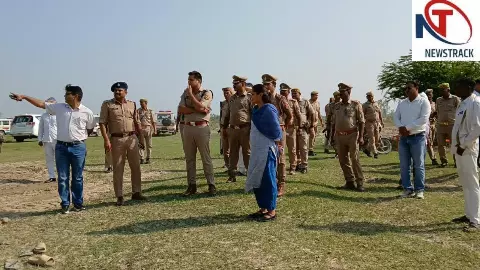 Shravasti:दुर्गा प्रतिमा विसर्जन को लेकर प्रशासन अलर्ट, DM- SP ने अंधरपुरवा पुल घाट का किया निरीक्षण Shravasti:दुर्गा प्रतिमा विसर्जन को लेकर प्रशासन अलर्ट, DM- SP ने अंधरपुरवा पुल घाट का किया निरीक्षण