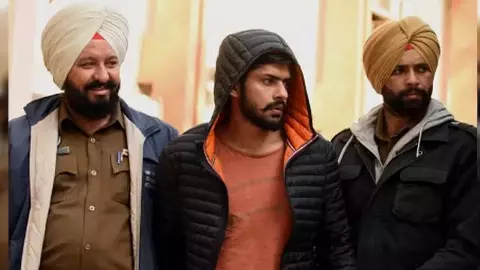 मुंबई पुलिस को क्यों नहीं मिल सकती लॉरेंस बिश्नोई की कस्टडी? टाइगर श्रॉफ केस में बड़ा कानूनी पेंच मुंबई पुलिस को क्यों नहीं मिल सकती लॉरेंस बिश्नोई की कस्टडी? टाइगर श्रॉफ केस में बड़ा कानूनी पेंच
