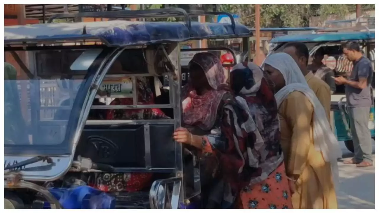 truck crushes two elderly sisters