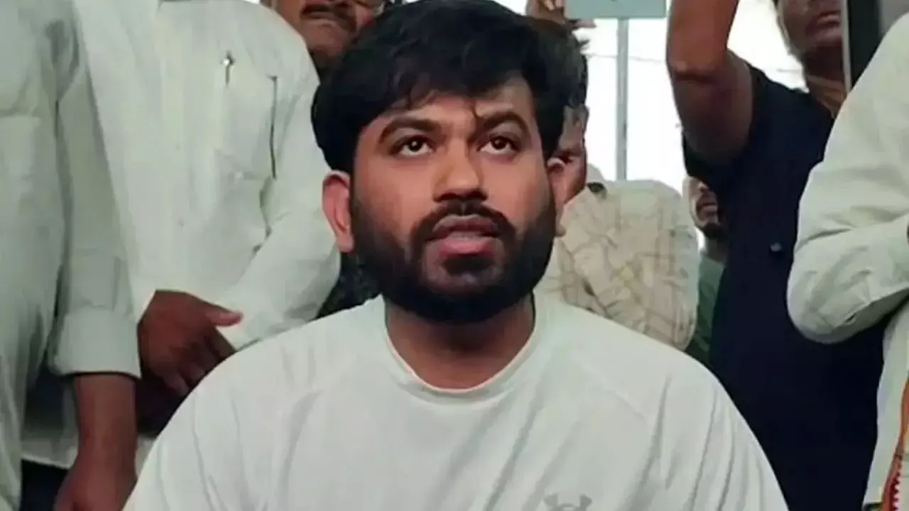 फ्रांस, नेपाल-बांग्लादेश की हिंसा से CJP की तुलना पर भड़के अभिजीत दीपके, किया बड़ा ऐलान फ्रांस, नेपाल-बांग्लादेश की हिंसा से CJP की तुलना पर भड़के अभिजीत दीपके, किया बड़ा ऐलान