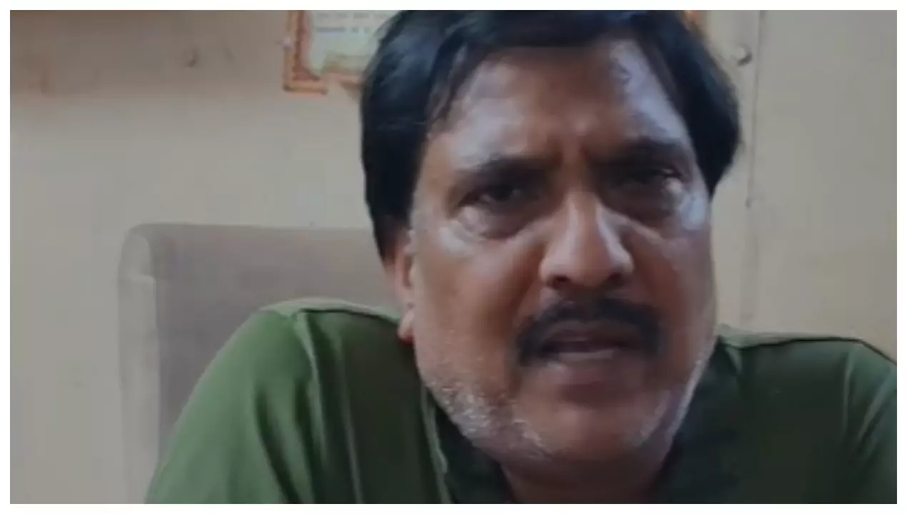 Kasganj News:  बेटी के शादी करने से नाराज पिता ने जीवित बेटी का कराया शांति पाठ