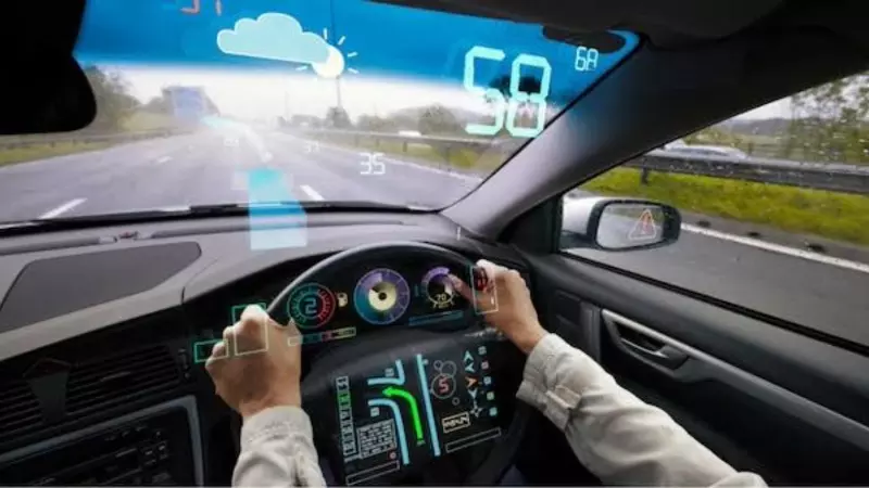 Smart Glass Technology in Cars: Change Glass Tint with One Button|LATEST HINDI NEWS|NEWS TRACK HINDI