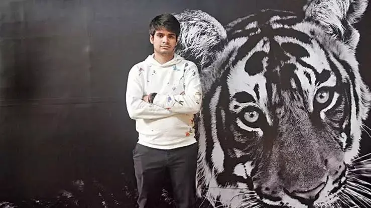 कौन हैं रेहान वाड्रा? जिनकी तस्वीरें हटाने पर मचा घमासान, शशि थरूर का तीखा हमला!