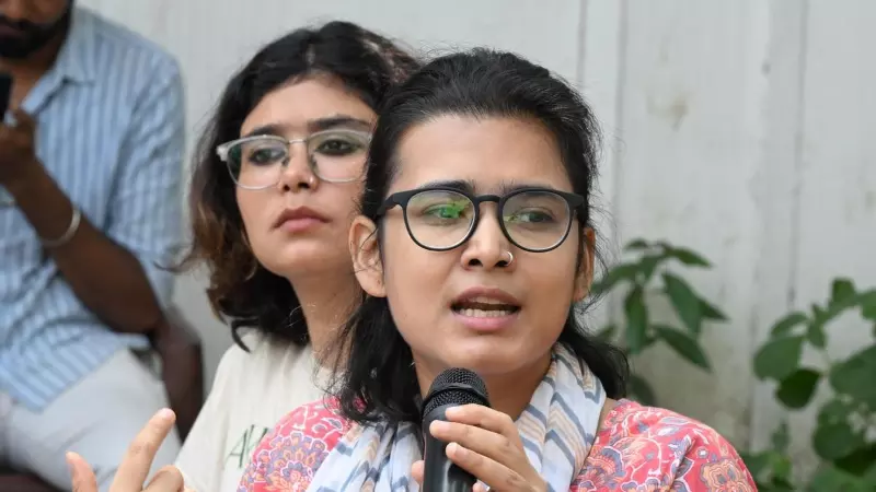 देख लेंगे तुम्हें कौन बचाएगा... नेहा बोरा को पुलिस स्टेशन के बाहर धमकी? AISA लीडर का बड़ा आरोप
