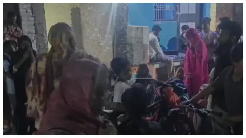 Hapur News: सूदखोरों के उत्पीड़न से तंग आकर किसान ने खाया जहर, मेरठ में इलाज के दौरान मौत Hapur News: सूदखोरों के उत्पीड़न से तंग आकर किसान ने खाया जहर, मेरठ में इलाज के दौरान मौत