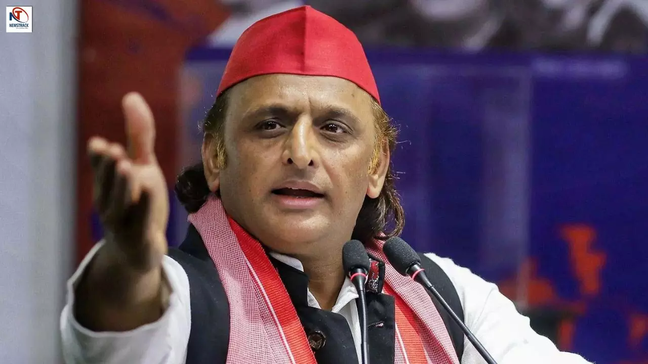 Akhilesh Yadav PDA Strategy