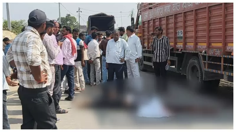 Mainpuri News: कुरावली में तेज रफ्तार डंपर ने बाइक सवार को रौंदा, मौके पर ही मौत Mainpuri News: कुरावली में तेज रफ्तार डंपर ने बाइक सवार को रौंदा, मौके पर ही मौत