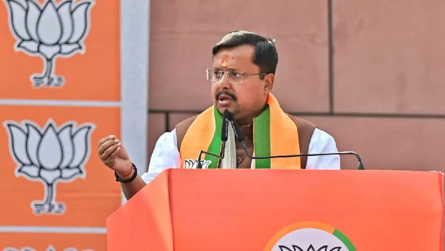 SIR पर विपक्ष के अभियान से BJP में हलचल, नितिन नबीन ने दिल्ली में बुलाई बड़ी बैठक SIR पर विपक्ष के अभियान से BJP में हलचल, नितिन नबीन ने दिल्ली में बुलाई बड़ी बैठक