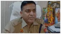 मथुरा में खूनी विवाद: शराब के नशे में युवक की गोली मारकर हत्या, आरोपी फरार मथुरा में खूनी विवाद: शराब के नशे में युवक की गोली मारकर हत्या, आरोपी फरार