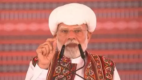 कुछ लोगों को देश का विकास अच्छा नहीं लगता..., गुजरात से दहाड़े PM Modi, विपक्ष पर बोला बड़ा हमला कुछ लोगों को देश का विकास अच्छा नहीं लगता..., गुजरात से दहाड़े PM Modi, विपक्ष पर बोला बड़ा हमला