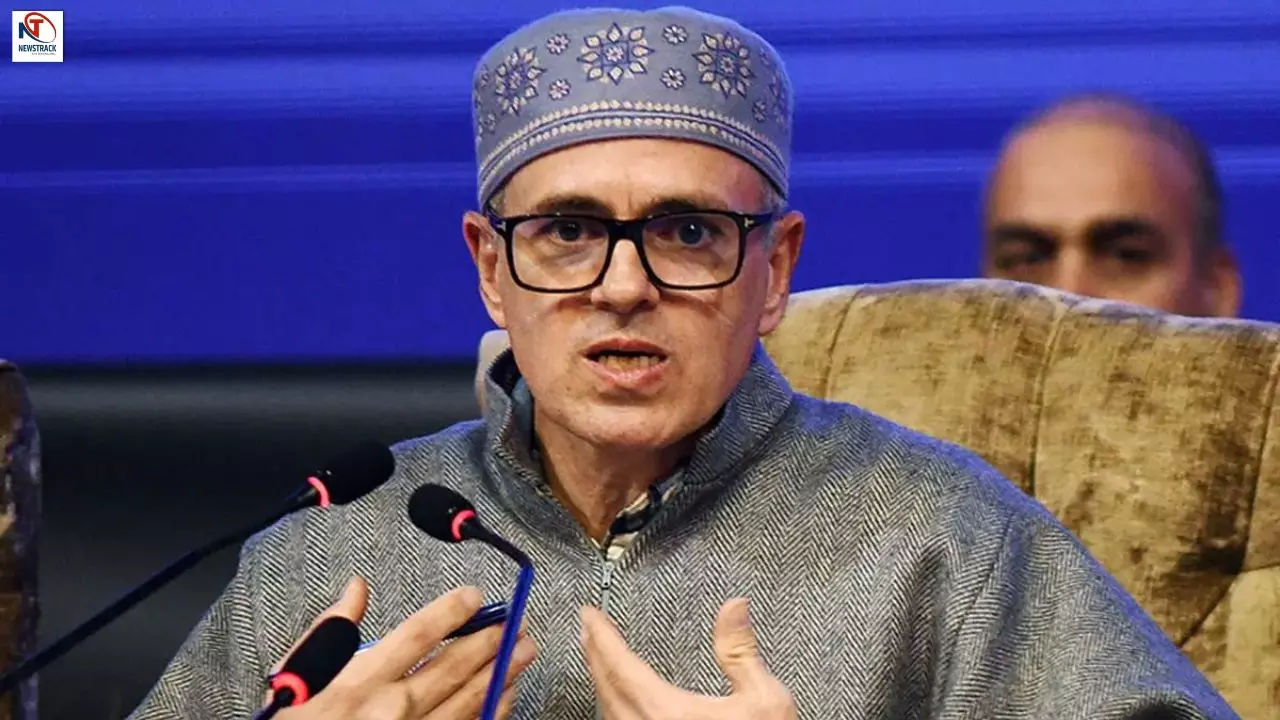 Omar Abdullah Faces Revolt Omar Abdullah Faces Revolt