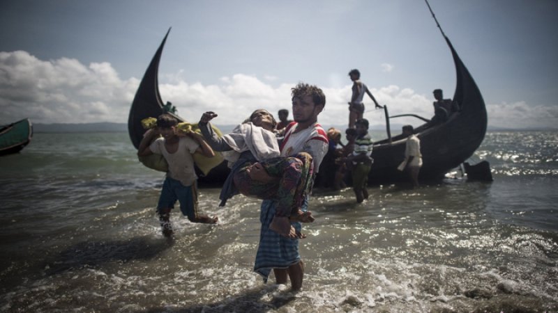 Bangladesh Intercepts Malaysia Bound Boat Carrying 119 Rohingya Newstrack