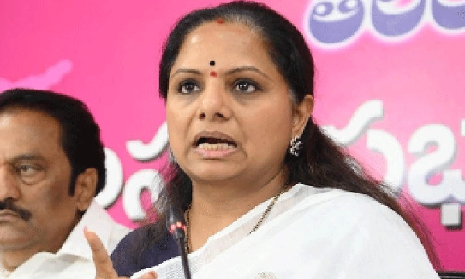 New Delhi News: ईडी के बुलावे पर भड़कीं केसीआर की बेटी, पीएम मोदी पर साधा निशाना, सोनिया की तारीफ की