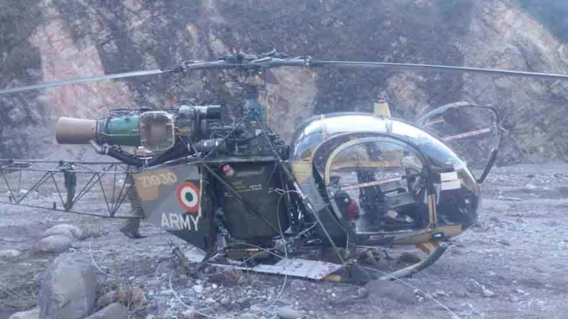 Cheetah Helicopter Crash: अरुणाचल में चीता हेलिकॉप्टर क्रैश में दोनों पायलट शहीद, चीन बॉर्डर के पास मिला मलबा