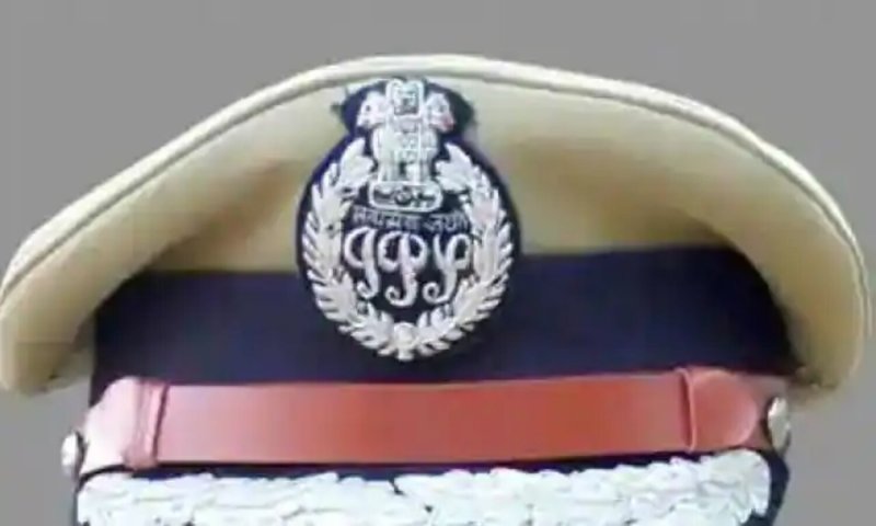 UP DGP: कौन होगा देश के सबसे बड़े सूबे का अगला पुलिस प्रमुख, रेस में ये नाम सबसे आगे