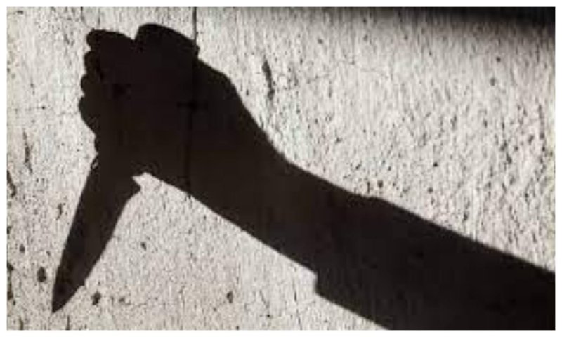 Sitapur News: घर की छत पर ही युवक का चाकू से मर्डर, पीछे से सीढ़ी लगाकर चढ़े थे बदमाश