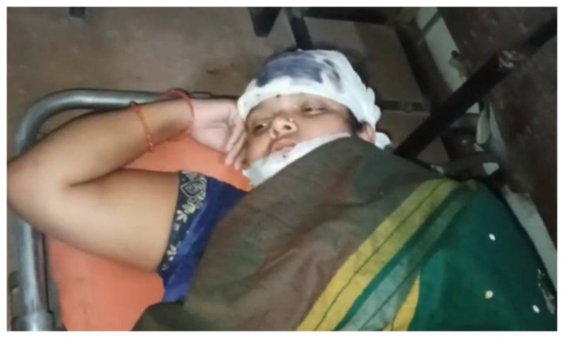 Auraiya News: घर में घुसकर बदमाशों ने परिवार पर बोला जानलेवा हमला, 2 महिला समेत तीन घायल