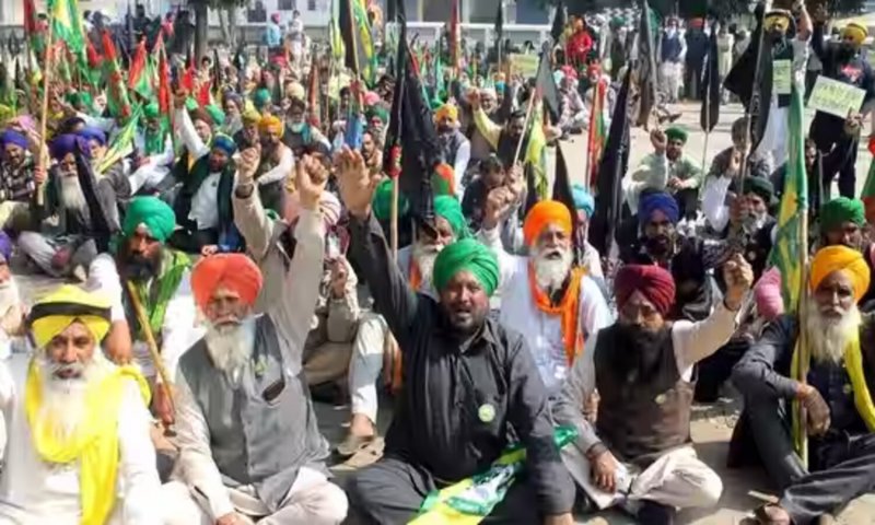 Kisan Mahapanchayat in Delhi: दिल्ली में जुटे लाखों किसान, फिर बड़े आंदोलन की तैयारी, कितनी तैयार है सरकार ?
