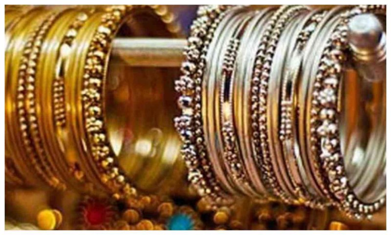 UP Gold Silver Price Today: शादी खरीदारों को झटका, फिर बढ़ गए सोना चांदी के भाव: जानें अब अपने जिले का रेट्स