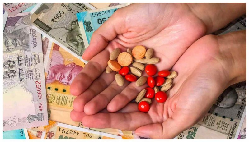 Medicines Prices Hike:  1 अप्रैल से महंगी हो जाएंगी ये दवाइयां, दूर करती थीं बुखार व हृदय संबंधी बीमारियों