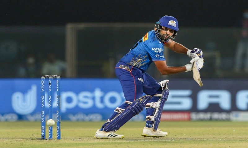 मुंबई इंडियंस के फैंस को बड़ा झटका, आईपीएल के कई मैचों से बाहर रह सकते हैं रोहित शर्मा!