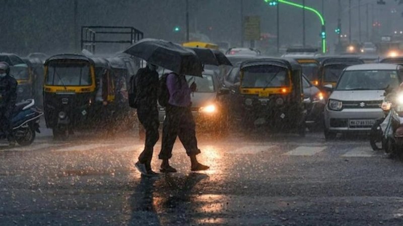 Lucknow Weather Today: लखनऊ में 1 अप्रैल से बदलेगा मौसम, तेज आंधी-बारिश के साथ गिरेंगे ओले...जानें वजह