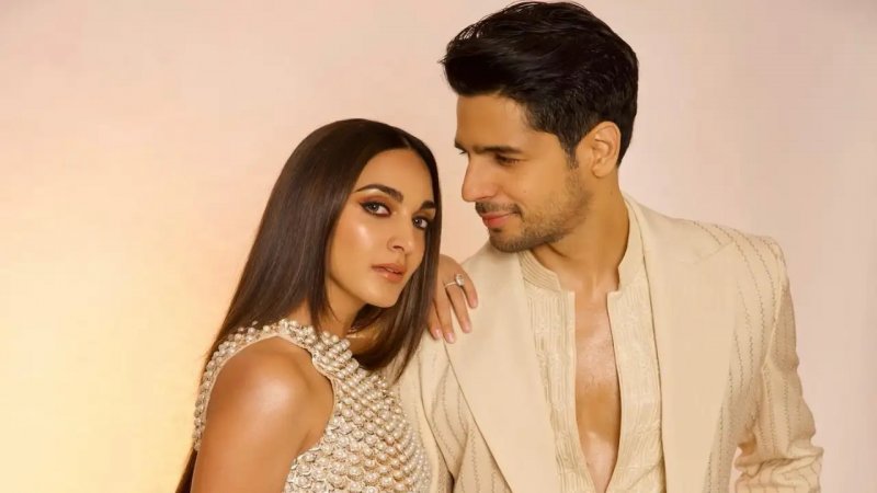 Kiara Advani blushes as she opens up about her marriage with Sidharth Malhotra