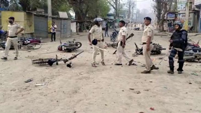 Nalanda Violence : धारा-144 के बीच फिर सुलगा बिहारशरीफ, दो गुट आपस में भिड़े...12 राउंड फायरिंग के बाद तनाव