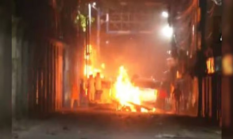 West Bengal: अब बंगाल के हुगली में भड़की हिंसा, शोभायात्रा के दौरान दो गुटों में झड़प और आगजनी