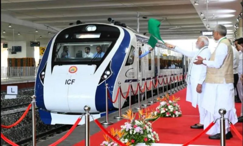 Vande Bharat Express: भारत में अब 11 वंदे भारत, आखिर पीएम मोदी ही क्यों दिखाते हैं इस ट्रेन को हरी झंडी?