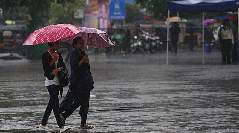 Weather Today Update: दिल्ली-यूपी समेत कई राज्यों में बारिश का अलर्ट, उत्तराखंड में ओलावृष्टि होने की आशंका