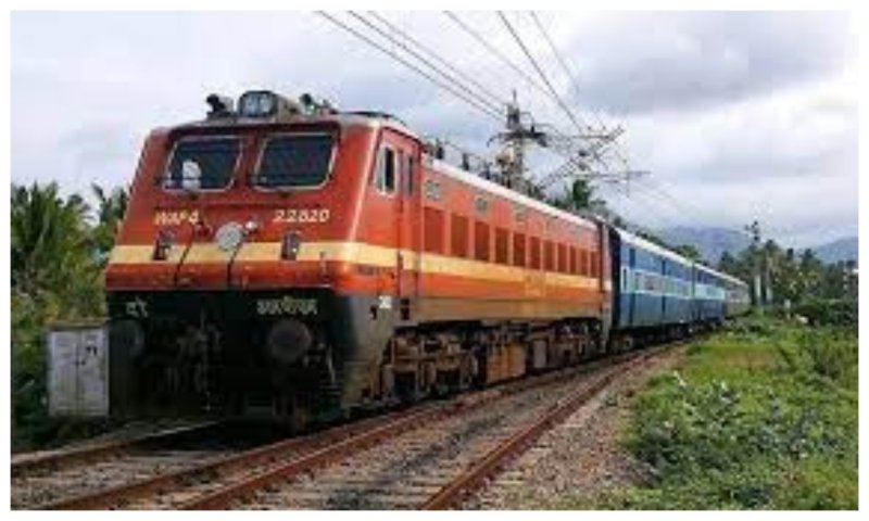 Indian Railways: यूपी में चलने वाली 40 से अधिक ट्रेनें प्रभावित, तो कई रद्द और कुछ डायवर्ट