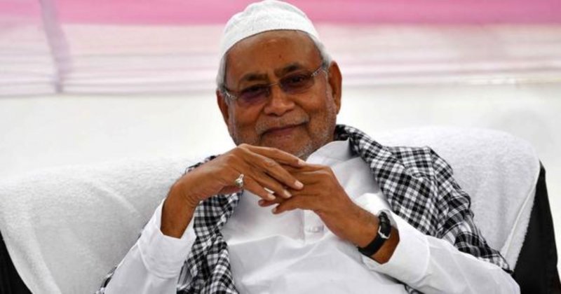 Bihar politics: बिहार दंगों में जल रहा है और मुख्यमंत्री पार्टी कर रहे, नीतीश की इफ्तार पर रार, BJP ने ठुकराया न्योता
