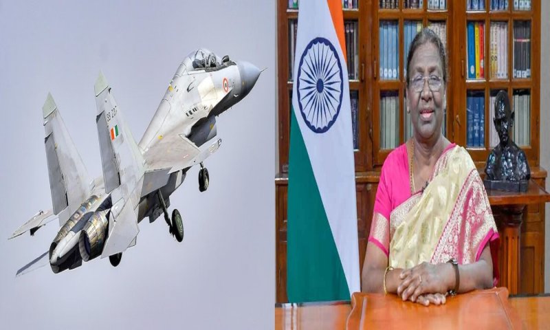 President Murmu: राष्ट्रपति द्रौपदी मुर्मू ने तेजपुर एयरफोर्स स्टेशन से लड़ाकू विमान सुखोई में उड़ान भरी