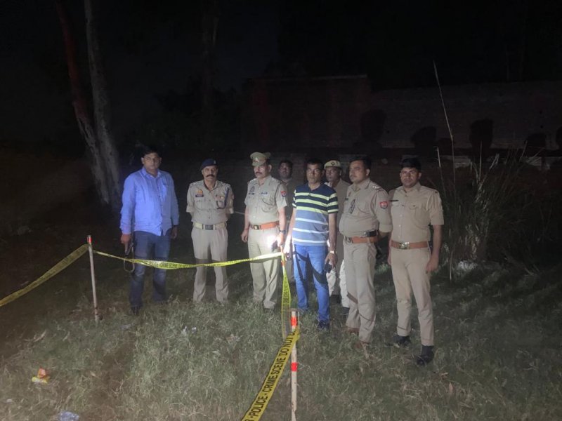 Mathura News: गोवर्धन पुलिस की चेन स्नेचरों से मुठभेड़, दो गिरफ्तार, गोली लगने से एक आरोपी घायल