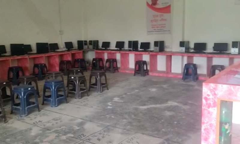 Aligarh News: कौशल विकास प्रशिक्षण केंद्र का ताला तोड़कर चोरों ने लैपटॉप इनवर्टर सहित अन्य सामान पर किया हाथ साफ
