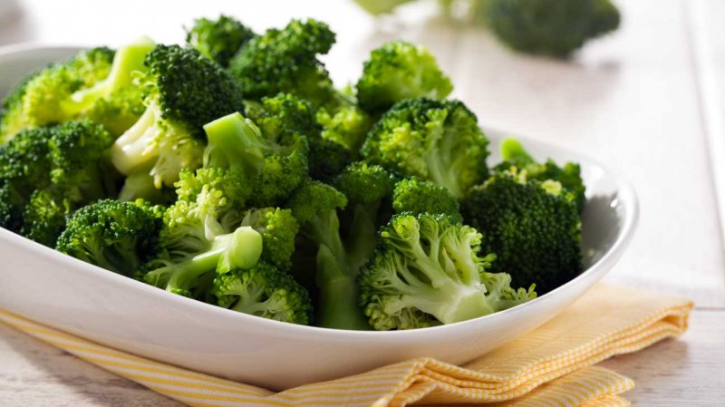 Broccoli Benefits in Hindi: ब्रोकोली का सेवन चमत्कारी रूप से स्वास्थ्य को देता है लाभ, इन लोगों को नहीं करना चाहिए इसका सेवन