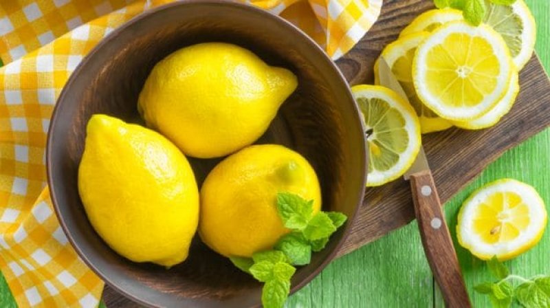 Lemon Benefits: इस मौसम के लिए नींबू नहीं है किसी वरदान से कम, इम्यून सिस्टम स्ट्रांग कर कई बिमारियों से है बचाता