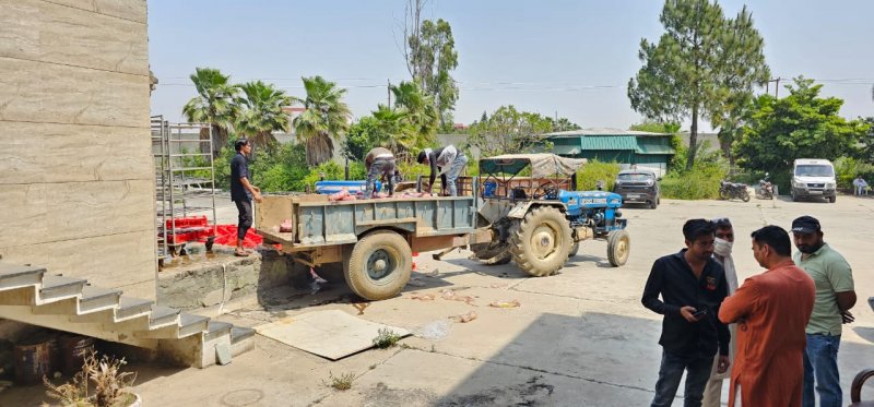 Meerut News: पूर्व मंत्री की फैक्टरी का 40 हजार किलो से अधिक गुणवत्ताहीन मांस किया जाएगा नष्ट